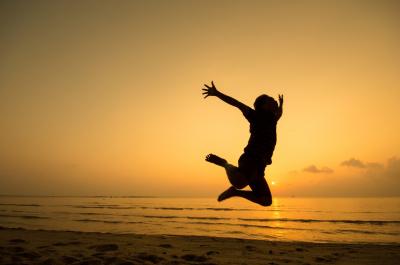 feel-free-and-happy-in-10-simple-steps-l-nmwxcc